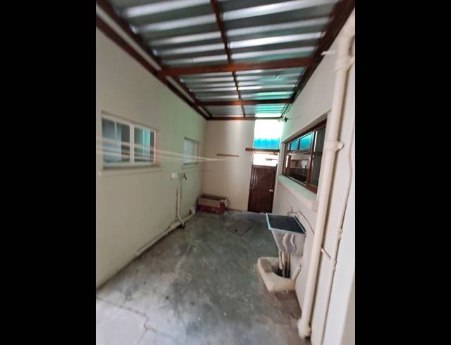 4 bed property to rent in PAGLANDE